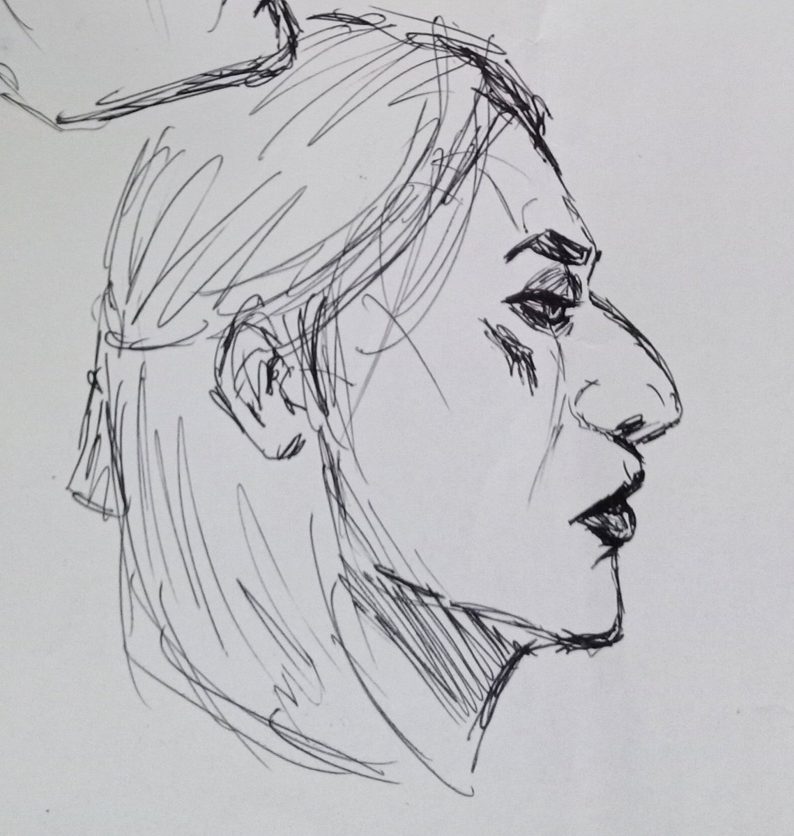 alanaaale's tweet photo. sketches hehe 👀
sevika's side profile is just *lip bites*

#vayne #sentinelvayne #sevika https://t.co/FtCKXFQEaY