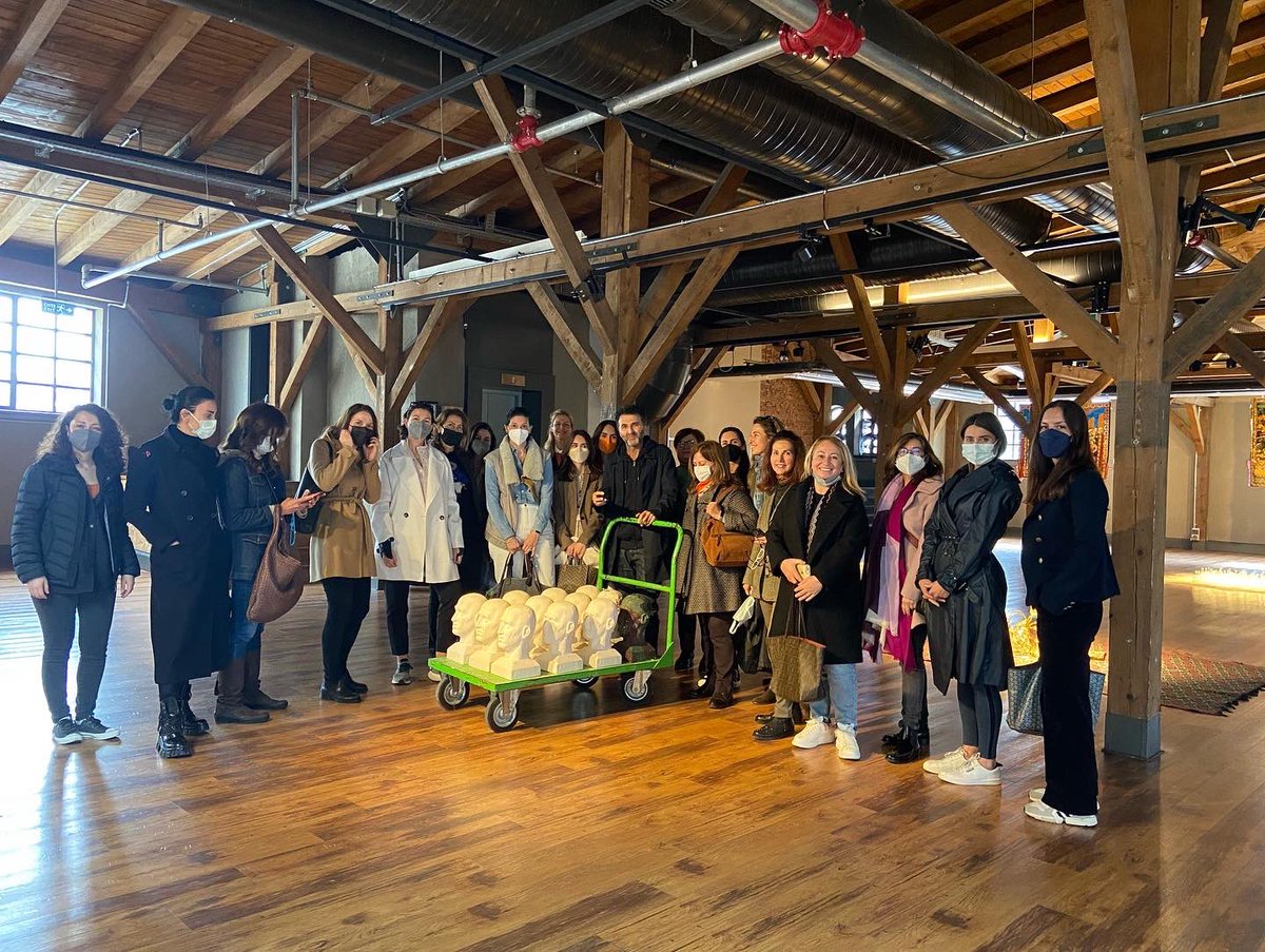 SpotProjects's tweet photo. Dünya Emekçi Kadınlar Günümüz kutlu olsun. Birlikte çok güçlüyüz. 💛💪🏼
#spotprojects #spotter #spottermembership #8marchinternationalwomensday #8martdünyakadınlargünü #8march #8mart https://t.co/9MGUqAcVLk