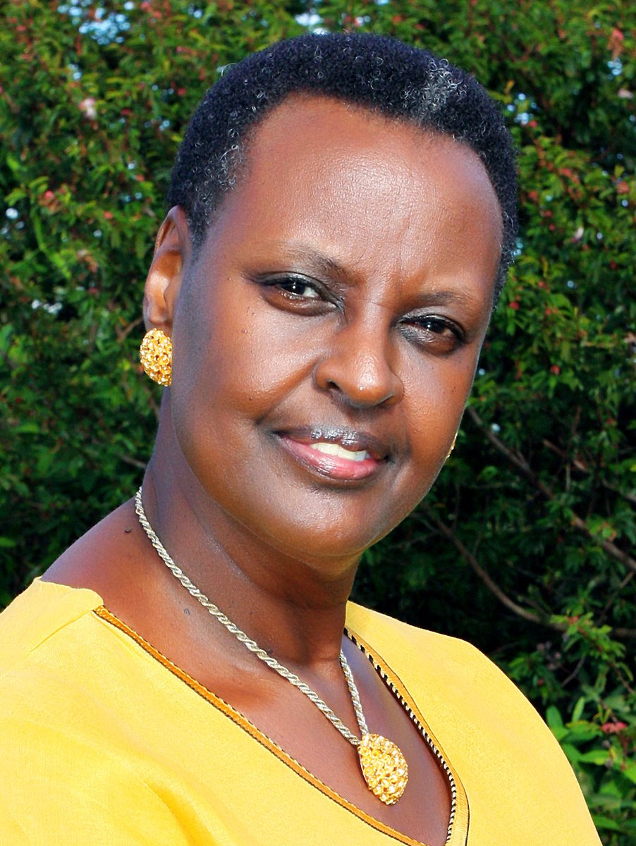 JanetMuseveni's tweet photo. Happy Women’s Day to all the women of Uganda! I salute you mothers of Uganda, grandmothers, sisters, daughters, aunties - all the women of our motherland. https://t.co/asC4Jn63as