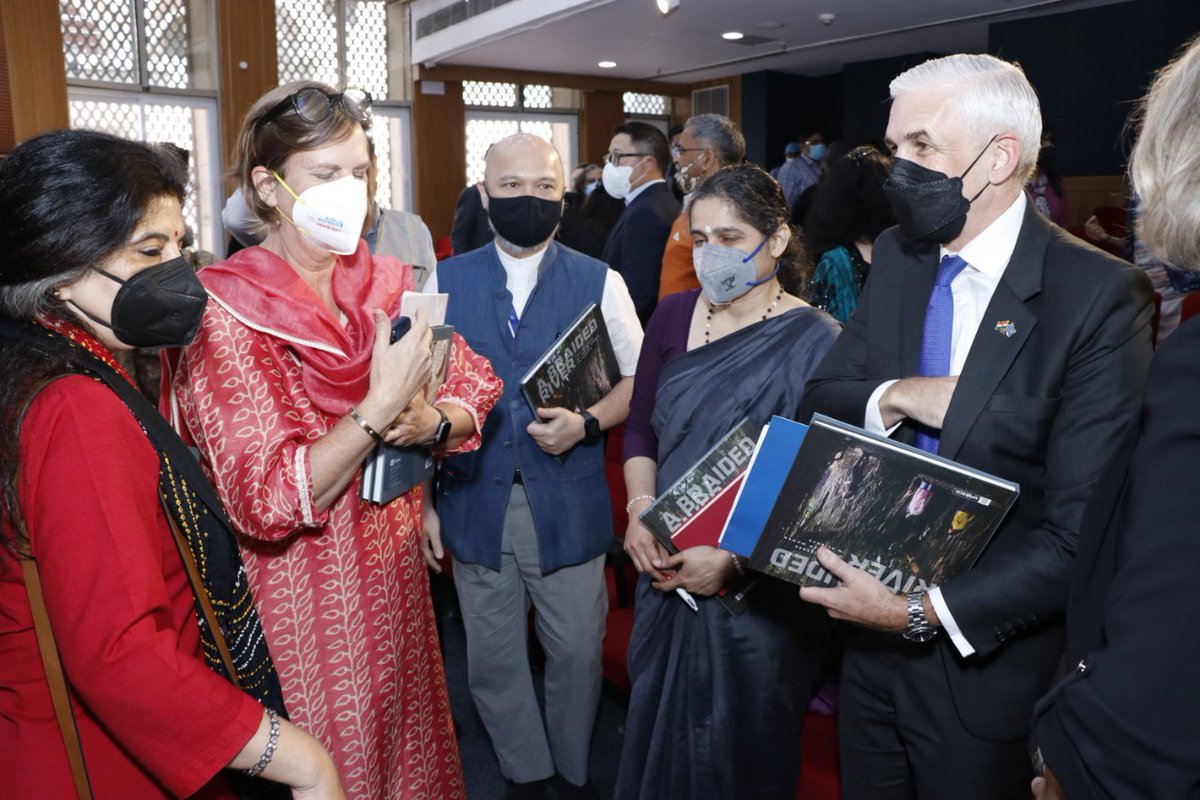 AMRITAedu's tweet image. Yesterday, @UNESCO launched a richly illustrated #publication entitled A Braided River: The Universe of Indian #Women in #Science.The substance of the report was developed by an experienced team led by #Amrita professor Dr. Bhavani Rao, with @unesconewdelhi. #WomensDay