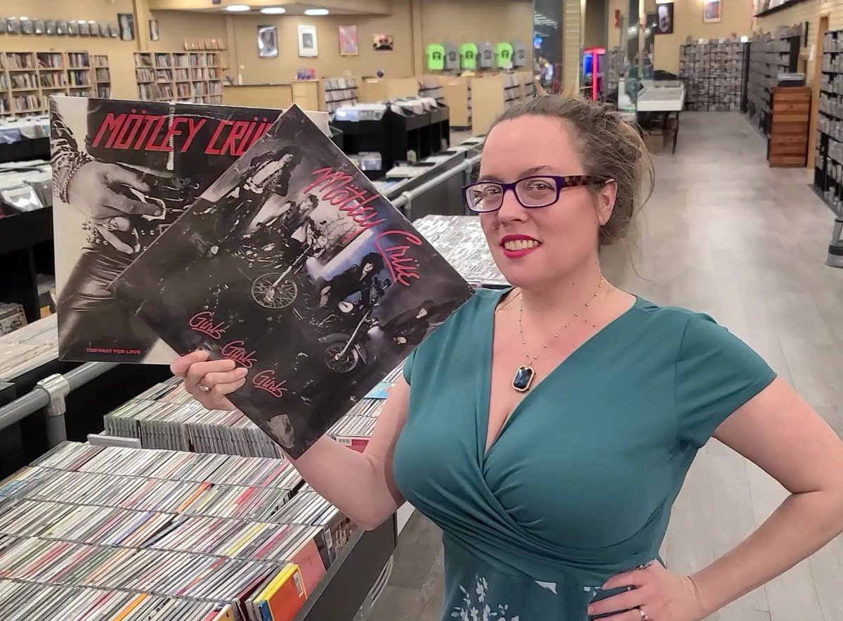 Spin_MeRound's tweet photo. What's your Favorite Song by @MotleyCrue? Mine has to be #LiveWire 

@_KeepRockAlive_ #80sRock  #TooFastForLove #GirlsGirlsGirls #VinylRecords #RecordStore https://t.co/WWGrQk7YJ3