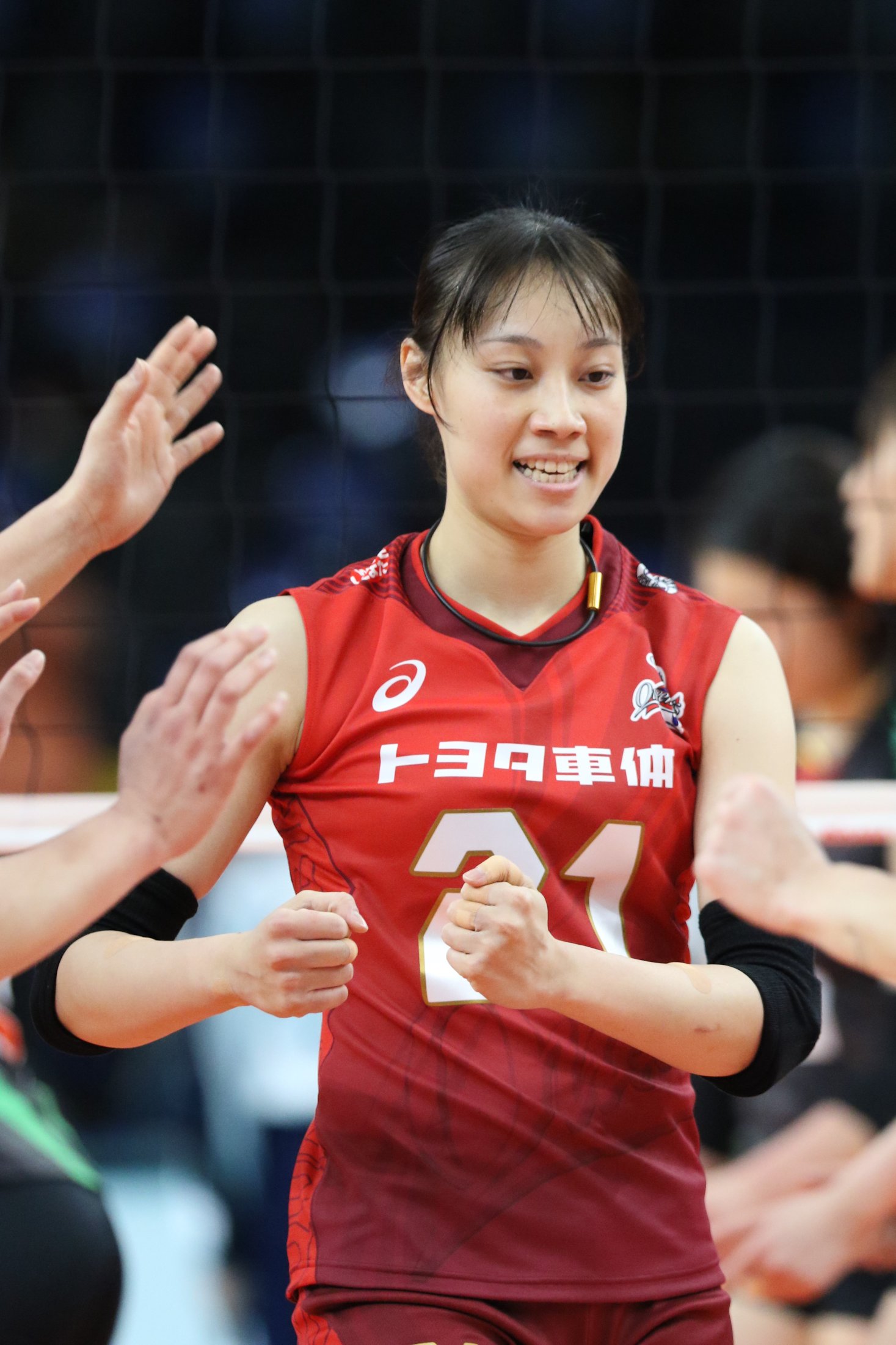 toyota バレー エロ 林田選手その2...  ２枚目の写真はブロックで何かを掴んだという雰囲気！万代さんといいホントに嬉しい時はこういう表情が多い…❗今後が楽しみです‼️ #バレーボール #トヨタ車体クインシーズ  #Vリーグ #バレー #林田愛佳 #トヨタ車体 #福岡大学 https ...