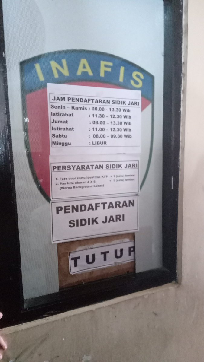 Halo <a href="/polresjogja/">Polresta Yogyakarta</a>, siang ini saya &amp; teman saya mengurus surat rekam sidik jari. Kami datang sebelum waktu instisusi Anda tutup, lalu mendapati loket sudah tutup. Alasannya, blangko sudah habis karena hanya disiapkan 100 lembar. Pertanyaan saya, apa benar alasan tersebut?