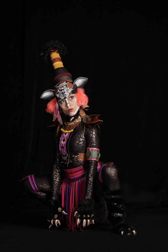 vagabunda_mx1's tweet photo. ARTES ESCÉNICAS. "BOOLAY, la pantera guerrera", espectáculo que mezcla el teatro, la danza, la música y el video. Tendrá su temporada de estreno el domingo 13 de marzo, en el @ConjSantander en Guadalajara.
Más detalles:
➡️https://t.co/A0vZndRHdn
#boolay #VagabundaMx https://t.co/6hcRZ1n6Zx