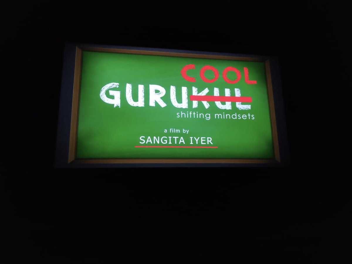 sangitaiyer108's tweet photo. #FemaleEyeFilmFestival Toronto 2020 #InternationalWomensDay screening - pre pandemic pre mask era! Incredibly encouraging audience reactions post screening of #Gurucool
#femaleye #FeFF2020 #Toronto #GuruCool #shortdocumentary #education https://t.co/U7rgEMCQRv