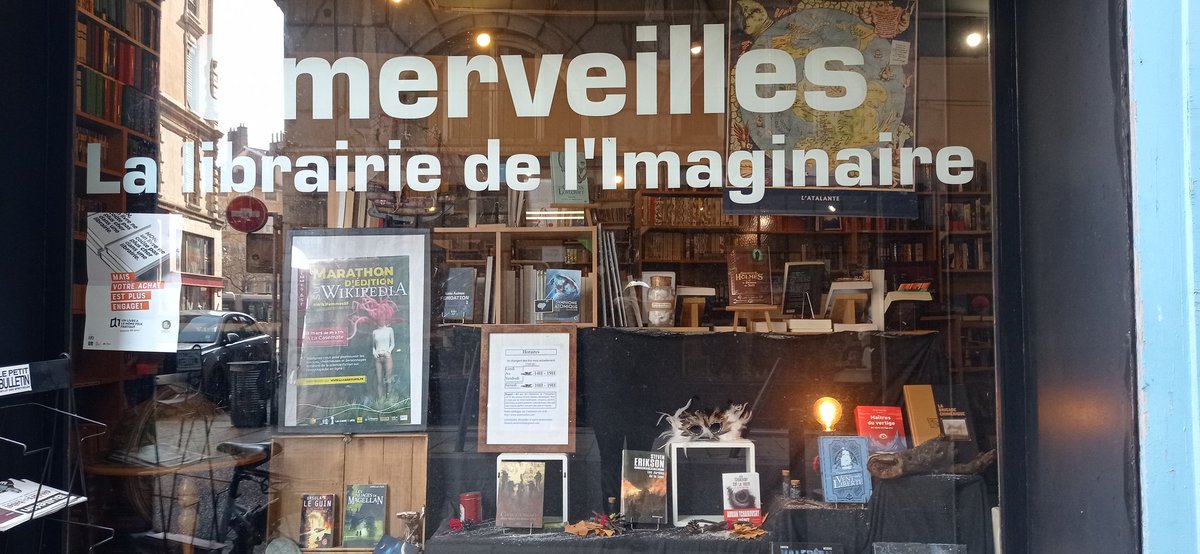 FrancescaGary's tweet photo. @omerveilles #Grenoble rue Bayard/ librairie partenaire pour l'évènement #Edithon #Wikipedia ce  mardi 8 mars: journée du droit des Femmes @LaCasemate @Fuzzyraptor Science- fiction: les femmes écrivaines au programme de la journée (Voir le site) https://t.co/bQzUZLEzWC