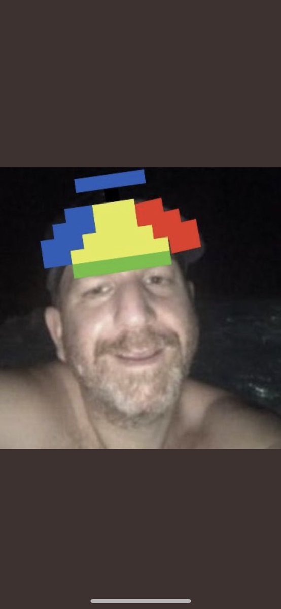 flinty_fred's tweet photo. @beaniemaxi How can a goofy looking mf be the one to say NFT’s are over 😂😂😂 https://t.co/SLlGVowDmX