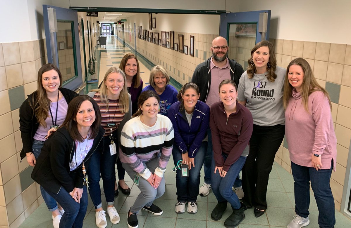 EubanksDragons's tweet photo. @CISDSpProg @AaronHeil6 Eubanks stands with Aaron too! 💜 #AaronStrong https://t.co/YyXxaK2ySa
