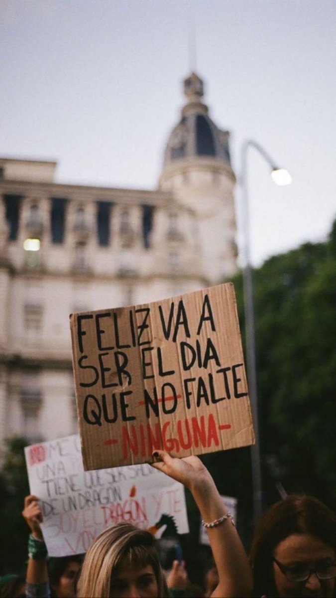 _aguscasagrande's tweet photo. El 8M no se felicita, SE LUCHA. #8M2022 #8Marzo2022 💜💚 https://t.co/DrOd2G9brQ