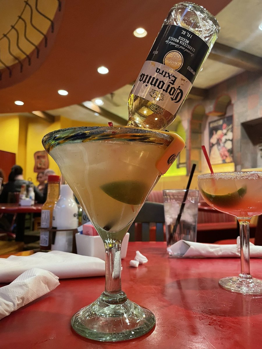 Yorklass74's tweet photo. I’ve been meaning to have one of these for years but never found them! Coronita margarita https://t.co/J7DXxd3vqs