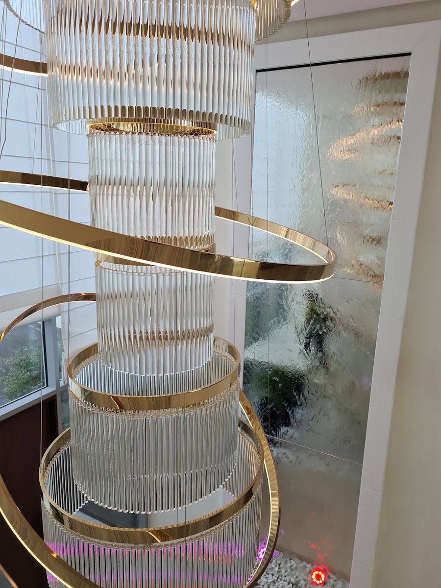 インプット / アウトプット以外に第三の時間として「考える時間」も必要。3つのバランス。