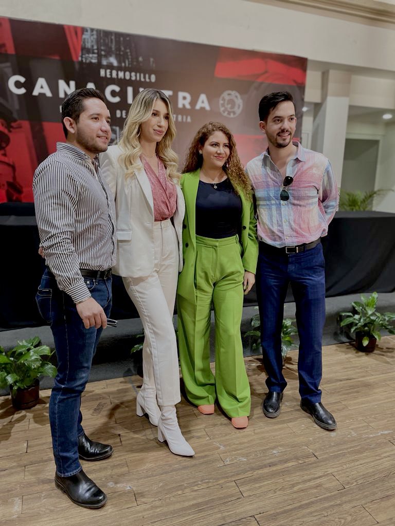 ErikaCampoy's tweet photo. Nuevas metas, nuevos retos, pero también se renuevan las posibilidades, y todo lo que representa posibilidades, representa crecimiento, ¡Felicidades! por tu nombramiento @marcegonse comisión de mujeres @CanacintraHmo https://t.co/QeqftfCP6K