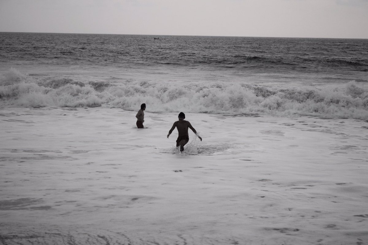 elenagomezsz's tweet photo. el mar, una probada de la vida https://t.co/Fh9HDd7EGo