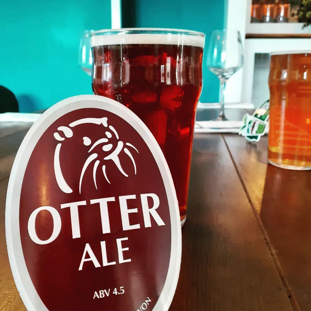 otterbrewery's tweet photo. The OG ale: Otter Ale is where it all started at Otter Brewery 🦦 
Mahogany in colour with a fruit malt flavour, don't be surprised with the 'oooh's and 'ahhh's around the bar after that first slurp 👌 #RelaxWithAnOtter https://t.co/dwFmy8IoqC