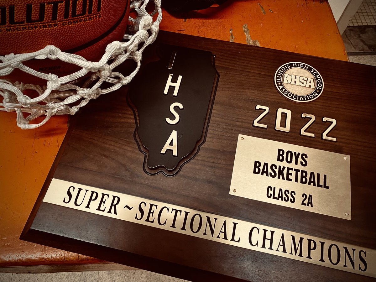 DePaulPrepMBB's tweet photo. Total team effort tonight in the 50-43 Super Sectional win over Leo. Two 6’6 Sophs lead the way. Jaylan McElroy with 18 pts and 15 rebs and Payton Kamin has 13 pts and 7 rebs. Thomas, Arnett, Gutierrez and Green hold it down. @joehoopsreport @michaelsobrien @scottybscout @tdc200 https://t.co/RqrRGNcZ5A