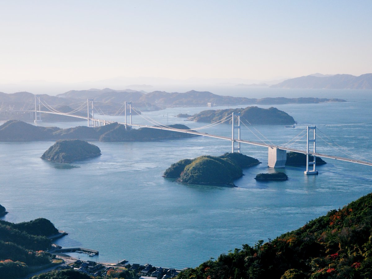 kawai_shimanami's tweet photo. しまなみ海道サイクリングで観光や絶景を楽しめるオススメの立寄りスポットを一挙にまとめてみました😊✨
https://t.co/B1mQyHGxtq

暖かなサイクリングシーズンに突入した瀬戸内エリアにお越しの際は、ぜひしまなみ海道の島々の素敵な風景も満喫していってください🚵‍♂️ https://t.co/cgneoKBzqO