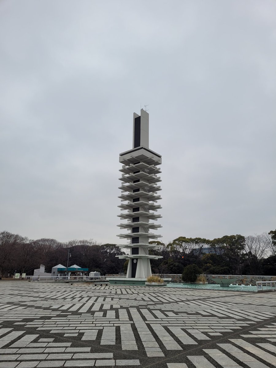 kazush's tweet photo. 寒いけど散歩 https://t.co/u9PMFp07zb