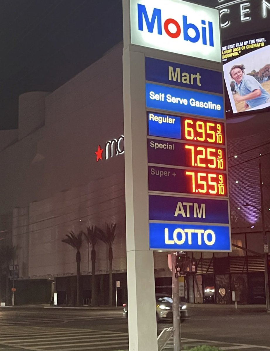 Miya_5414's tweet photo. @sebsocoin Here's LA's Oil Prices https://t.co/6t6yPgL0Dj