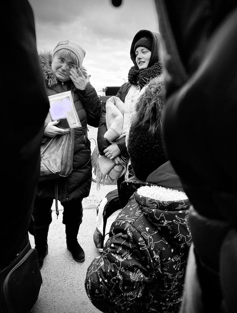 FilippoGrandi's tweet photo. Men cause futile and cruel wars to prove that they are strong.

But it is on the real strength of women that societies must count to remain resilient and to build peace.

#InternationalWomensDay https://t.co/otmQGzmPDh