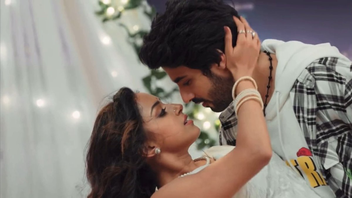 #YehHaiChahatein • #RuSha