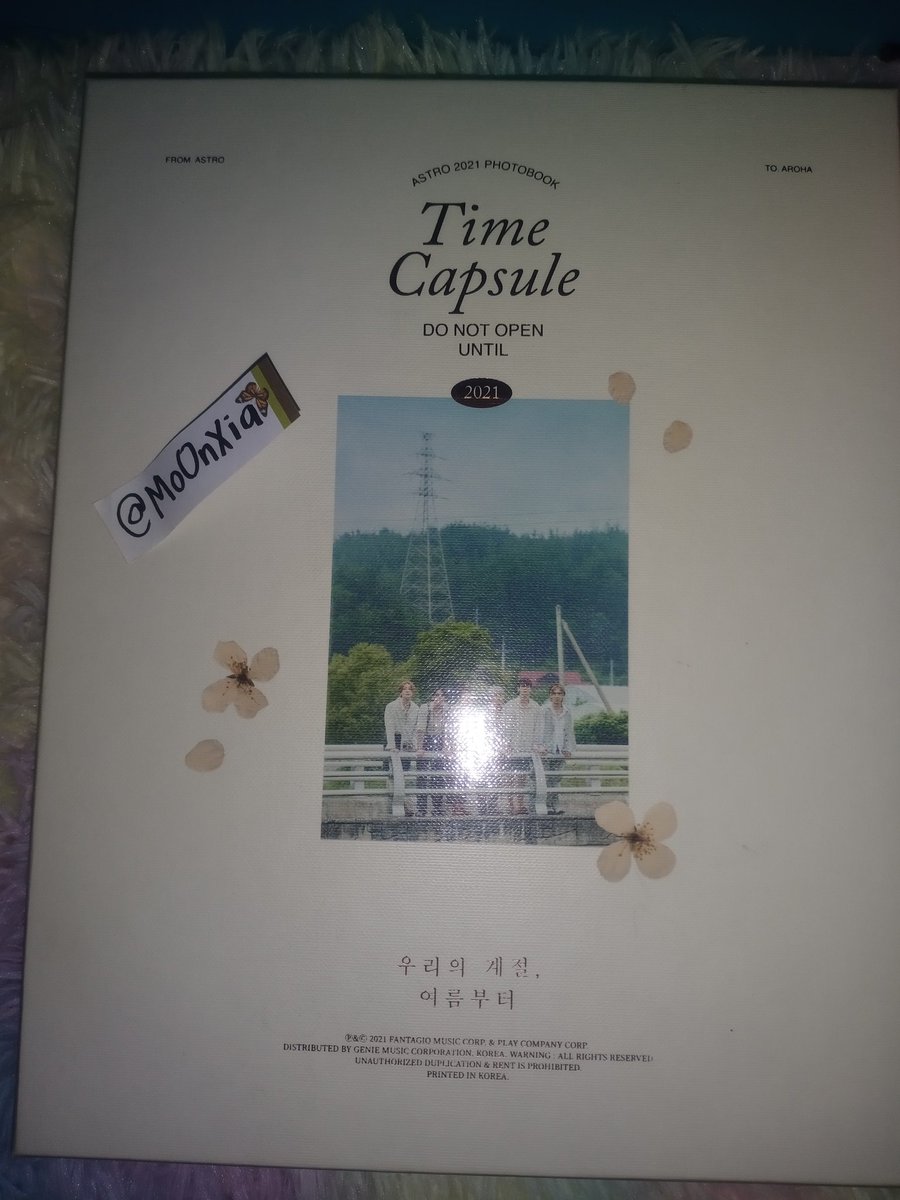 moonXia tweet media