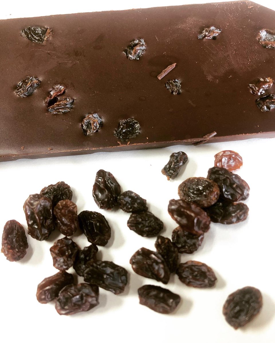 New Release- Organic California Raisin infused 60% Cacao chocolate bar is delightful with fruity, earthy and chocolatey notes 

#fijichocolate #chocolatefiji #vanuachocolatefiji #beantobar #darkchocolate