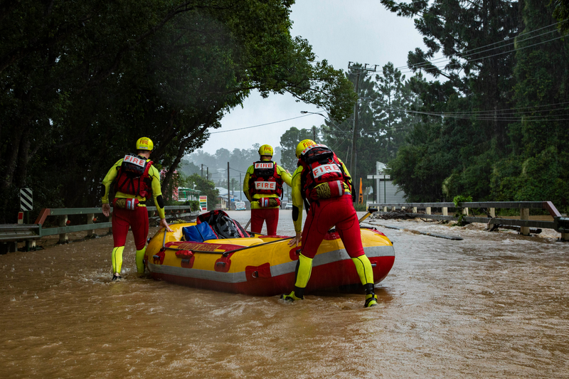 QldFireDept's tweet photo. Shout-out to our Fire and Rescue Service swiftwater rescuers ❤️

In the past fortnight these awesome firies responded to more than 650 water rescues. For these highly-skilled swiftwater technicians, that’s a lot of hours spent in dangerous conditions to help save others. https://t.co/teiWr2Mxfo