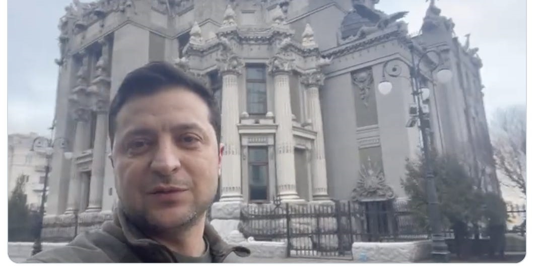 News24's tweet photo. 'I'm not hiding and I'm not afraid of anyone' says Ukrainian President Zelensky in latest video | @BISouthAfrica 

https://t.co/252AYZ0fvB https://t.co/TgJGpAZAgS