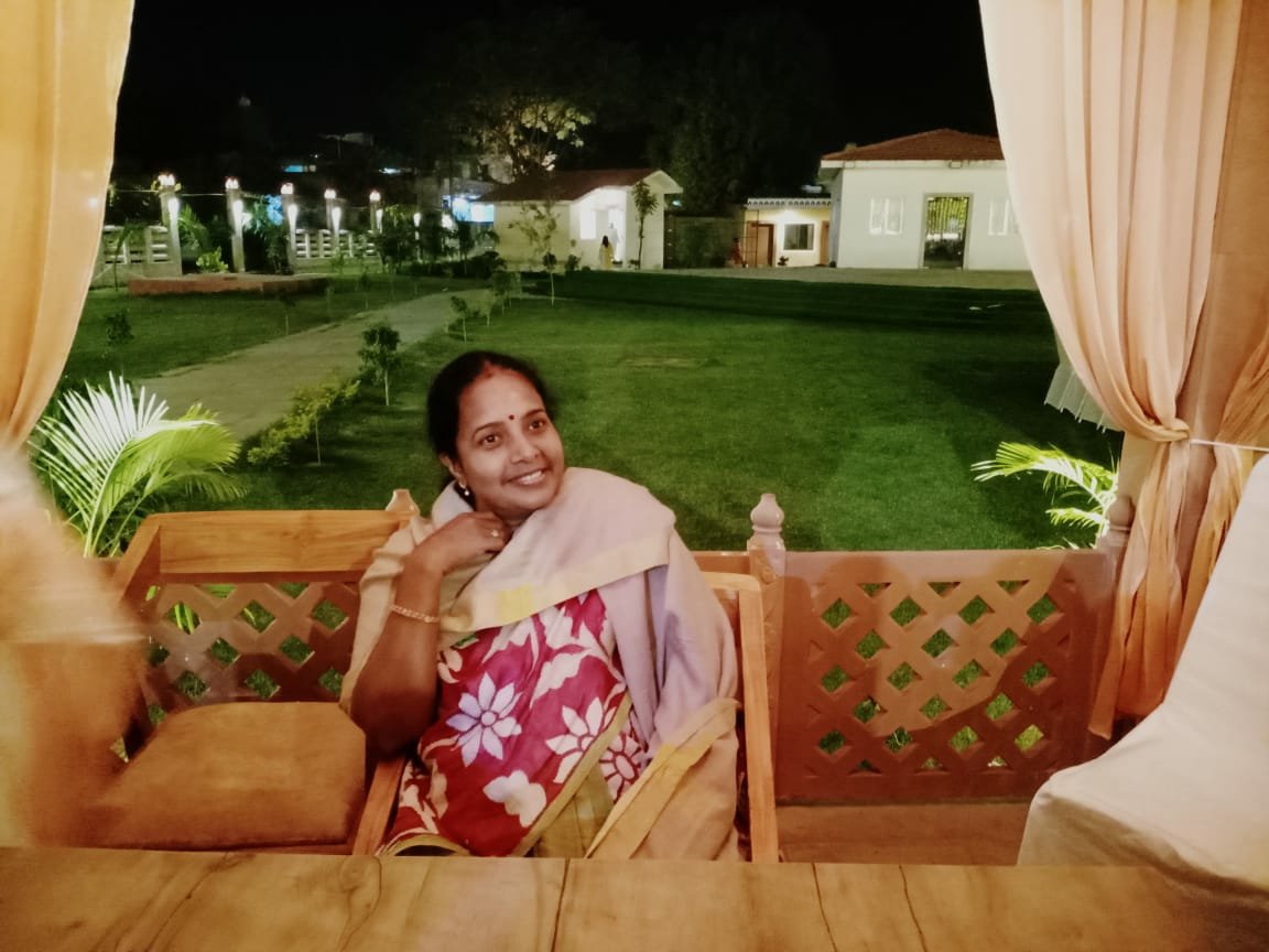 SujataPadhyBJP's tweet photo. She is a living example of Women Empowerment who has risen from the grassroots and empowered many SHGs.MLA from Coimbatore.She is leading us from the front and a true inspiration for all Women. Privileged to work under her guidance.She is Our @VanathiBJP Akka
  #IWD2022 https://t.co/un0j9GGEBb