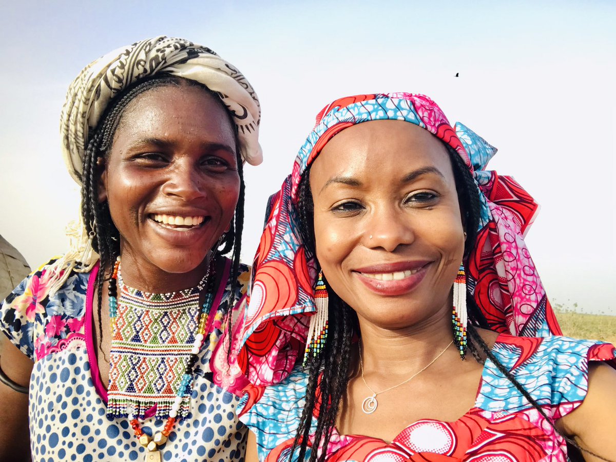 hindououmar's tweet photo. Happy International Women's Day #IWD2022 to all women 😘 mothers, daughters, sisters and friends, you are my heroes ❤️

We have no time for conflicts or violence, we must focus all our effort to fight environmental crisis, &amp; as women, we have no time for men violence &amp; sexism https://t.co/CXhWcMnCxB