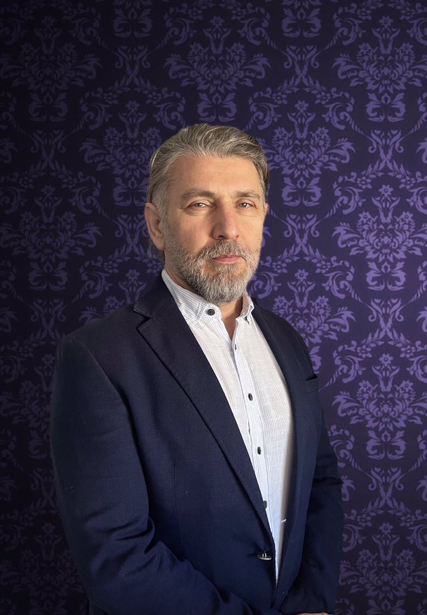 Zarafetin arkasındaki güçle herkesi hayran bırakan kadınların gününü kutluyorum.                                                  UKAS YK Başkanı Cengiz Reisoğlu