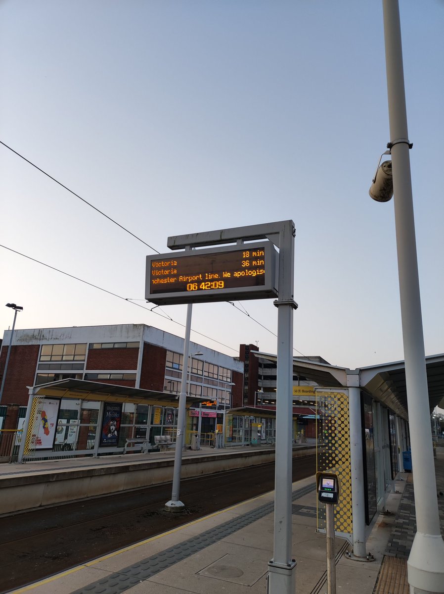 ArgzSammy's tweet photo. @MCRMetrolink as per more delays sick of it. The most unreliable public transport. https://t.co/8so2geLsSZ