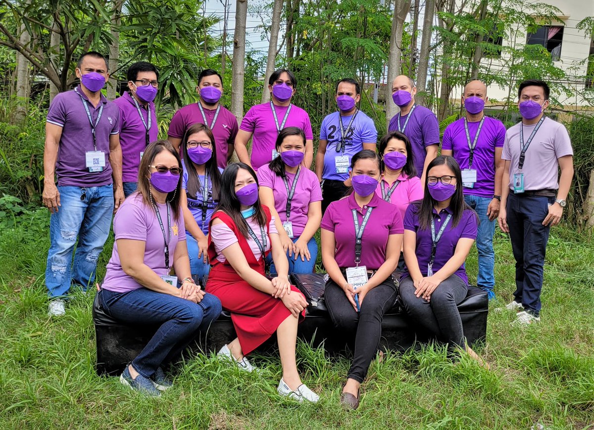 SEC_Philippines's tweet photo. GAD advocates from the Securities and Exchange Commission support the #PurpleTuesdays Advocacy Initiative in celebration of National Women's Month 2022.
#WomenMakeChange
#NationalWomensMonth2022
#EasyAtSEC https://t.co/cGM62oKohb