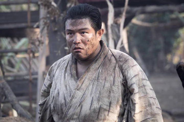 衝撃‼ギャップありすぎる選手権金賞鈴木亮平‼変態仮面からヤクザ役までヤバ過ぎる‼
