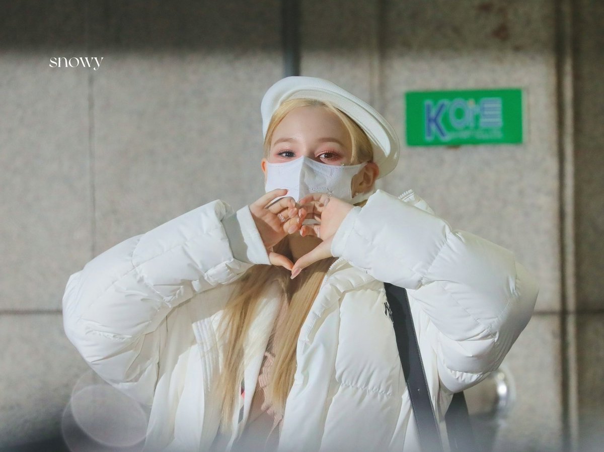 this sunshine deserves nothing but love and kindness.

#WakeoneProtectBahiyyih 
#BahiyyihDeservesLove