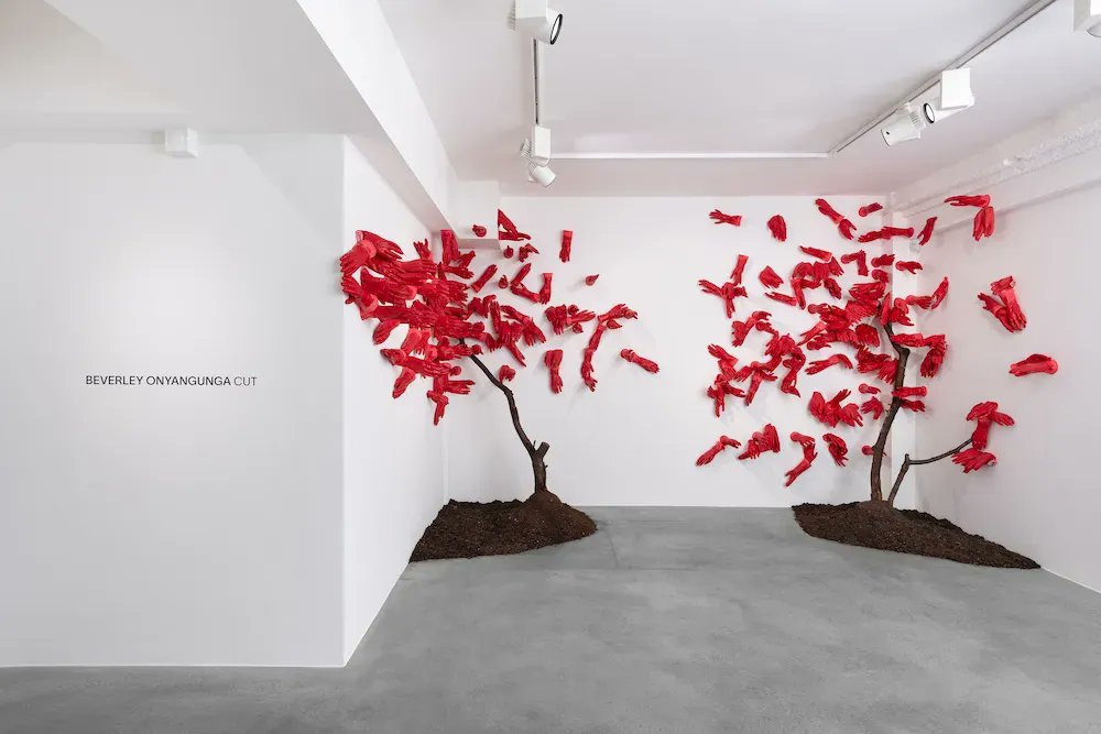 worldofFAD's tweet photo. The @londonartcritic picks the Top 5 Art Exhibitions by Female Artists in London https://t.co/F2Tgr0yhtA  #InternationalWomensDay #vlatahorvat #AliceAnderson #beverleyonyangunga #helenfrankenthaler &amp; #florayukhovich @victoriamiro @DulwichGallery @peer @huxleyparlour @AlmineRech https://t.co/rsU5DpPPXN