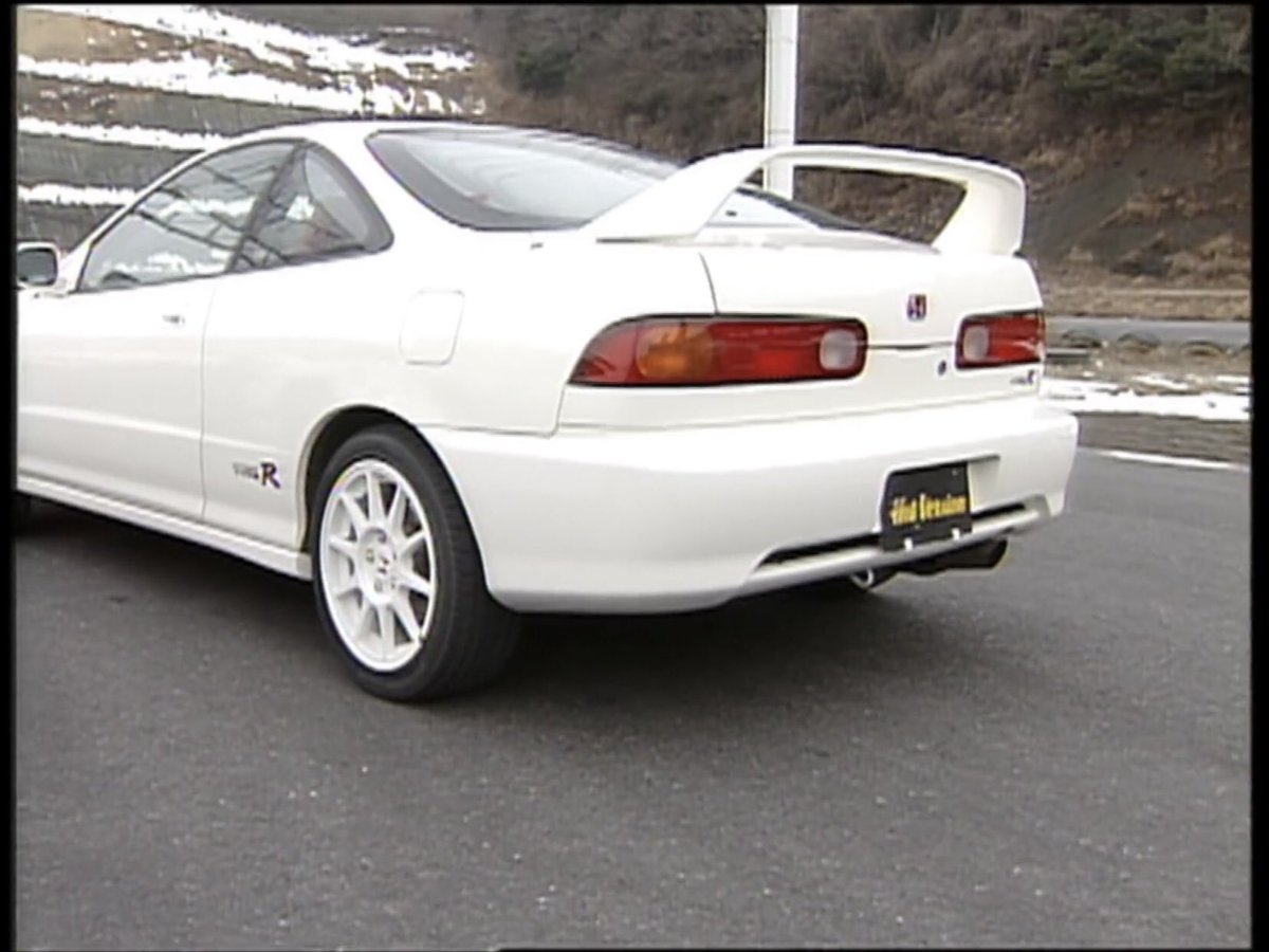 DC2インテグラのテールレンズの色の違い 