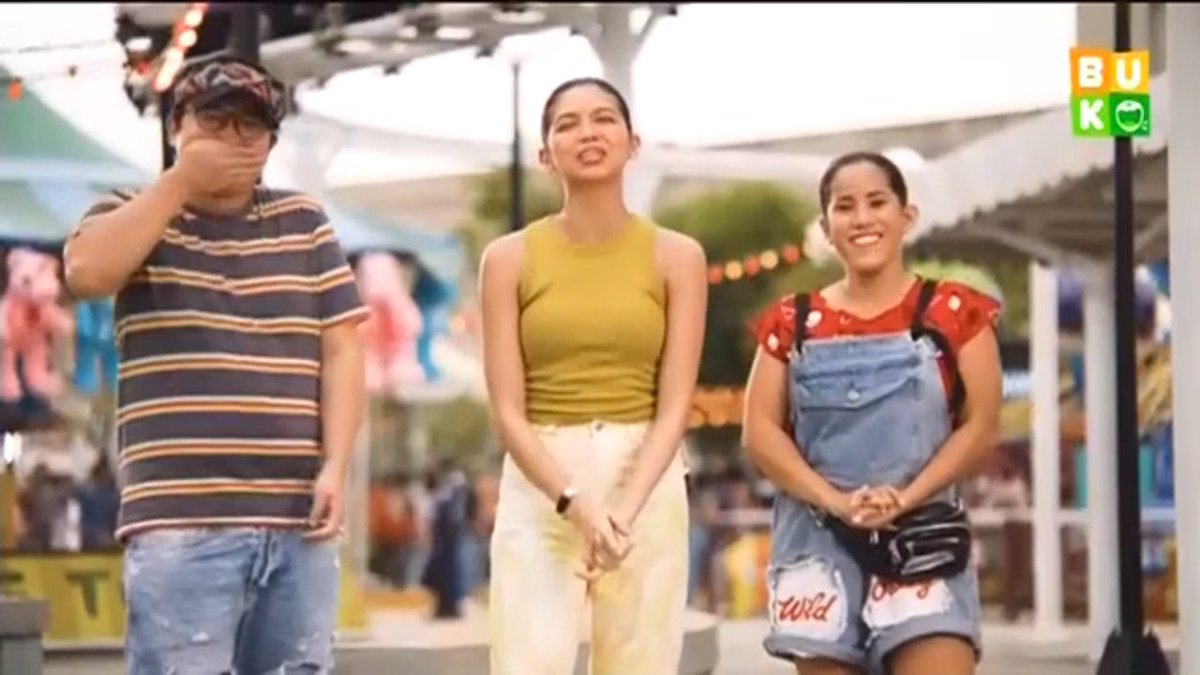 FeelGoodSaBuko's tweet photo. Samahan ang besties nating sina @mainedcm, @Chamyto, at @Chichirita25 sa next #ExtremeChallenges nila tonight! Tutok na! 👋
#MaineGoalsThemePark
#MaineGoalsSeason2
#FeelGoodSaBuKo https://t.co/xM4NjAeGU3