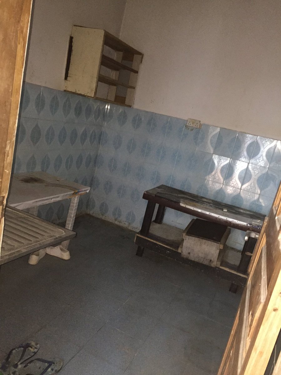 gravzy's tweet photo. AVAILABLE TO LET
1BEDROOM SELFCONTAIN 
Annual Rent - #1,000,000
Agency Fee - 10% (#100,000)
Legal Fee - 10% (#100,000)
Service Charge - #200,000 yearly ( Inclusive of security &amp; Lawma only)
TOTAL PACKAGE - #1,400,000
@ Off Freedom Way, Lekki Phase 1, Lagos
☎️09065484192
#ForRent https://t.co/SPPn1s6XWv