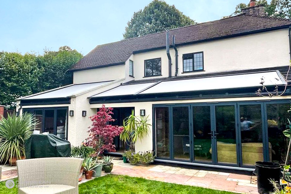 cbsolarshading's tweet photo. With the correct shading solution in place, you can ensure that your conservatory stays free from overheating during the warmer days of the year 🛡️🏡 Discover the UK's most of efficient external roof blinds 👉 https://t.co/AEwqBWpGHM #roofblind https://t.co/uWUb7h6WIw