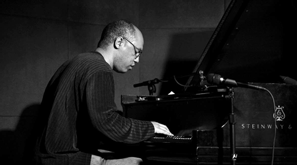 Jazz Birthdays  

Happy birthday to Billy Childs!  
