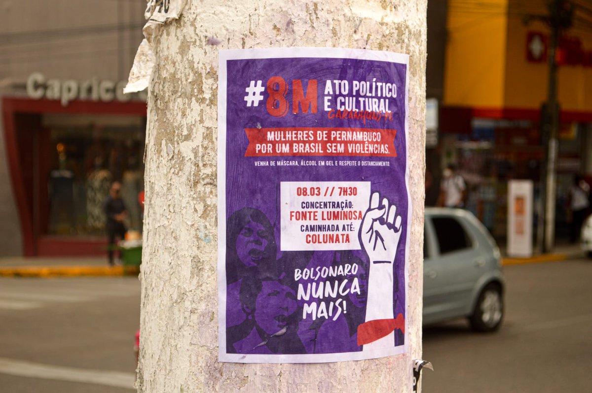 marchamulheres's tweet photo. Desde ontem (7), as companheiras de #Garanhus (PE) estão nas ruas pela vida de todas as mulheres! Hoje, desde às 7h30, elas estão em atividades!

Fotos: Nicolas Gandhi 

#8M #Resistiretransformar #8deMarço #8deMarcoNacional
#PelaVidaDasMulheres #ForaBolsonaro #BolsonaroNuncaMais https://t.co/Gxluzf7ccZ