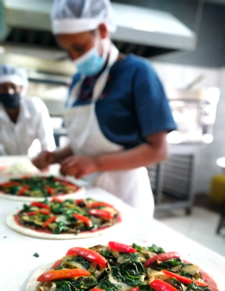 behind every great tasting pizza there are great women <a href="/effoipizza/">እፎይ /effoi/</a>. #እፎይ #effoi #march8