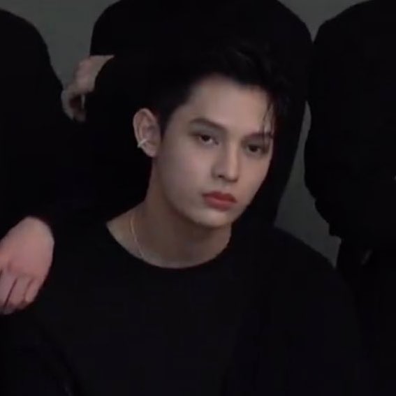 jamesfilmx's tweet photo. SO DAMN FINEEE 

#JAMES #제임스 #TraineeA @trainee_a https://t.co/nhODfxbtPY