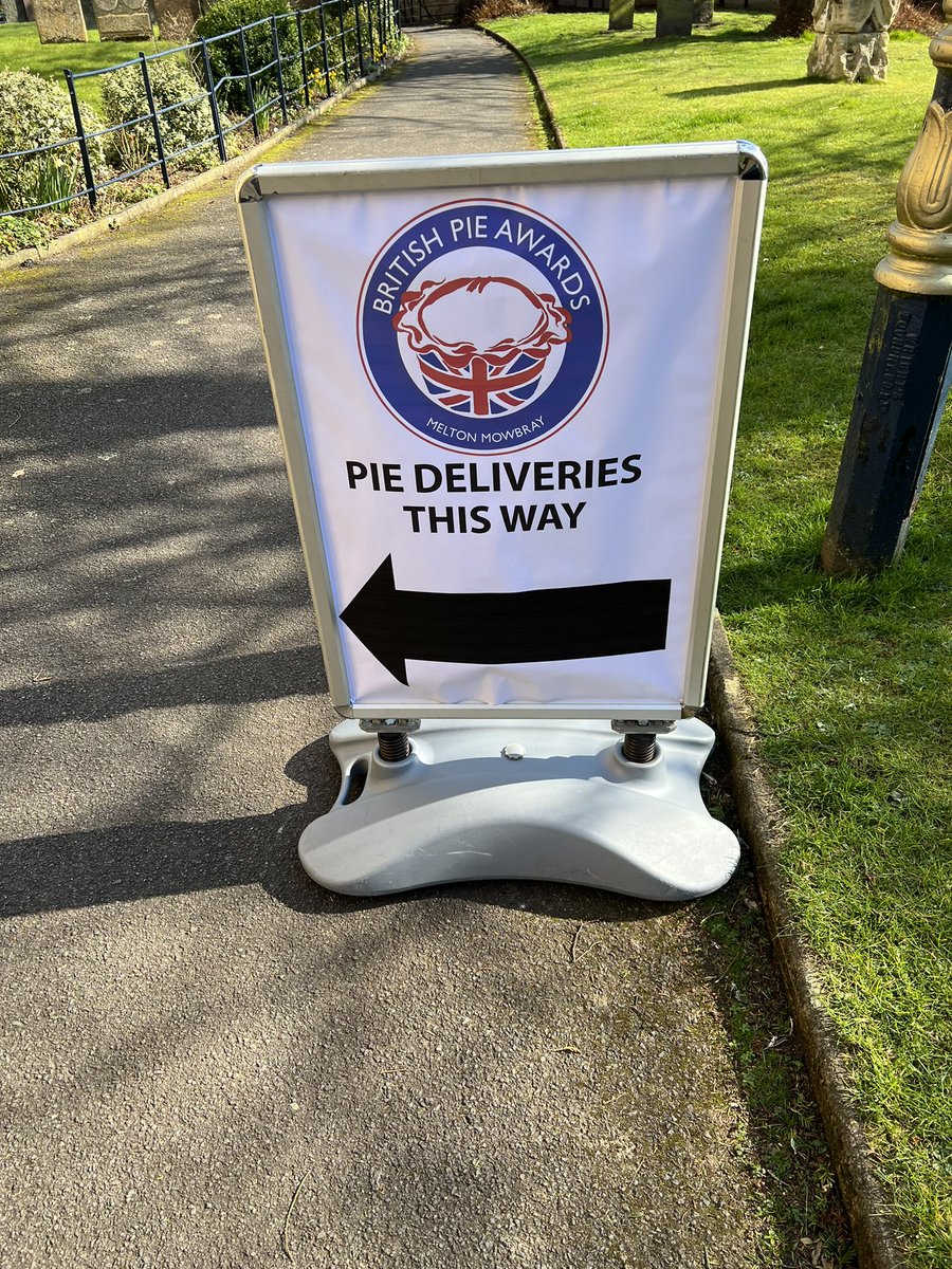 The pies have been made,baked and delivered, wish me luck 🏆🏆🏆