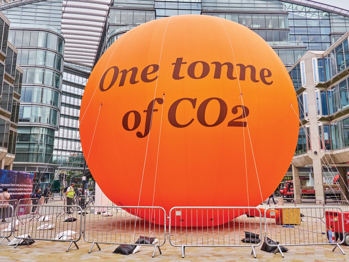 CityWestminster's tweet photo. We all want a greener and cleaner city π
To help our city to become #GreenerAndCleaner we have promised to become a net-zero carbon council by 2030 and a net-zero city by 2040.
Since 2019 we have achieved an 11% reduction, totalling 5,067 tonnes, in council emissions. https://t.co/CIa2sutj79