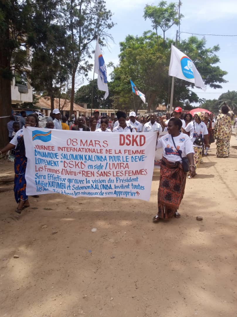 DSKD92839293's tweet photo. Pas une ville sans la Dynamique Salomon kalonda sk-della pour le développement pour le rayonnement effectif du grand parti ensemble pour la république #ER félicitations à l'antenne d'UVIRA dans le sud kivu.
@SalomonKalonda https://t.co/vwAoKIF1Gz