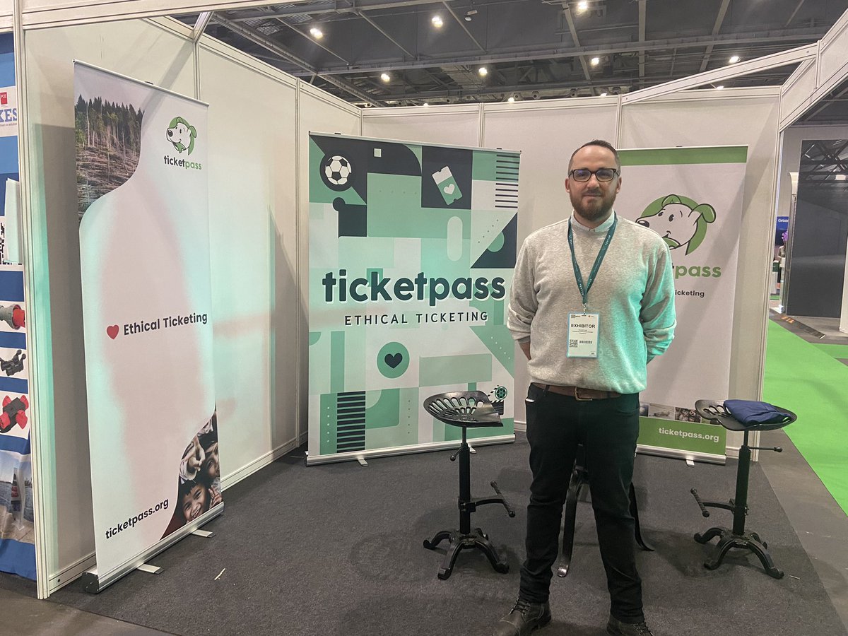 ticketpassHQ's tweet photo. Come and find us at stand F12E next to the EPS Fanzone. We would love to chat with you about ethical ticketing, and how your events hosted with us can now benefit from @what3words location technology. Intrigued? See you soon…

#EPS22 #EventProductionShow #eventprofs https://t.co/sFbQFrBi1h