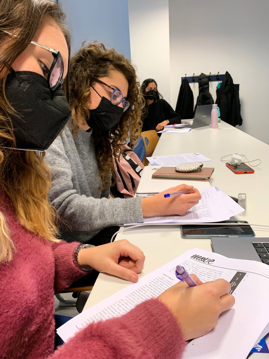 MasterTOMadrid's tweet photo. El fin de semana pasado en el @MasterTOMadrid, aprendimos sobre TOBE en la infancia y la adolescencia y el desarrollo del MS con @MatesanzBeatriz, y sobre el procedimiento para realizar una revisión sistemática con @mg_carpena.
#MUTOBE #TerapiaOcupacional #SomosLaSalle https://t.co/2viFGn1Km7