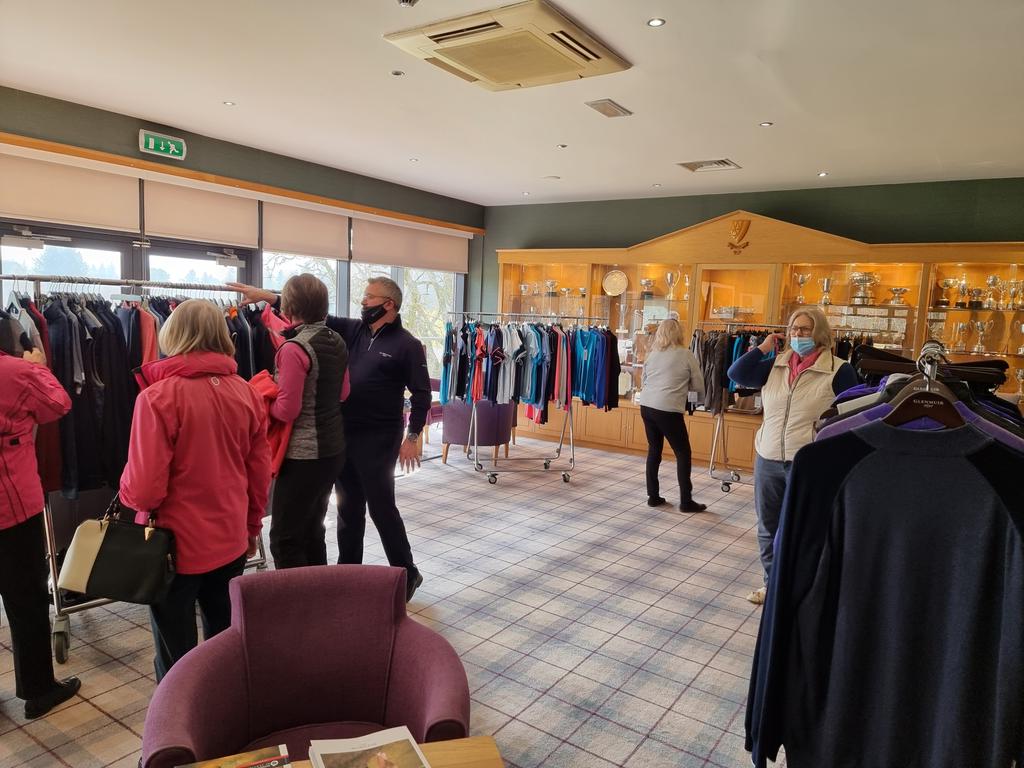 DebbiePern1's tweet photo. Busy day @DeesideGolfClub with Glenmuir and Sunderland visiting - not too late to pop down and place an order! https://t.co/CXeLcod9QN